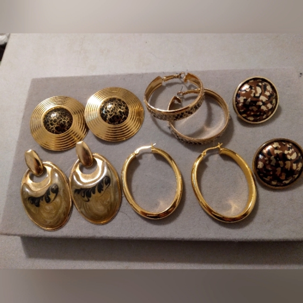 Earring Lot 5 pairs animal print ect.